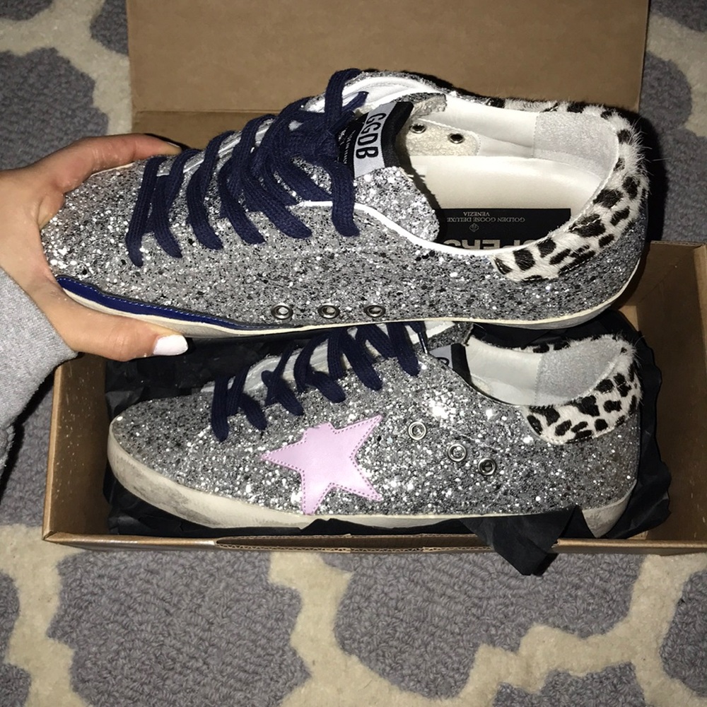 ‼️ON HOLD‼️superstar size 39 (9) golden goose